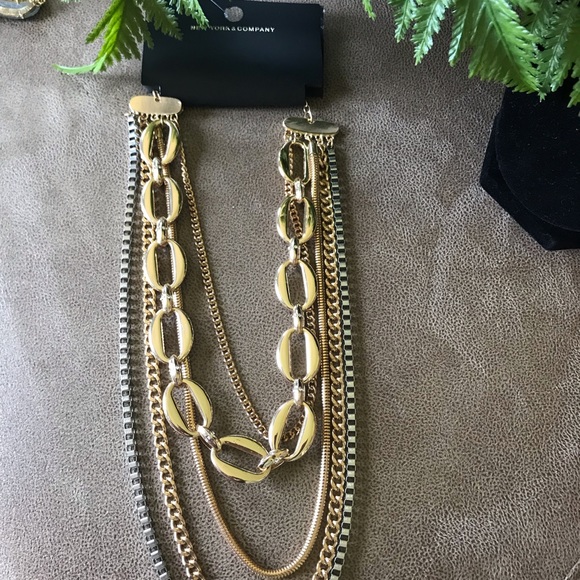 NWT New York & Company Gold Layered Link Necklace - Picture 7 of 7